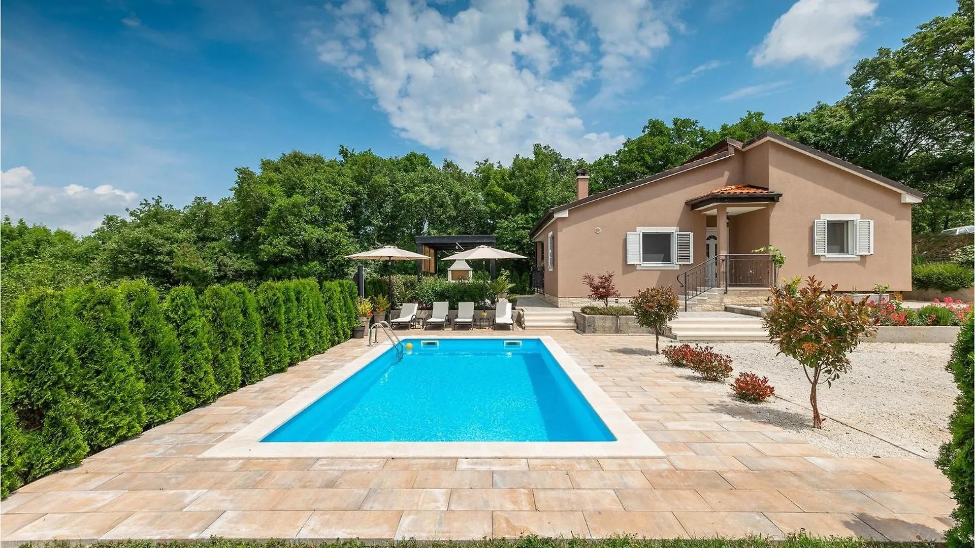 Villa Pepa Butori location